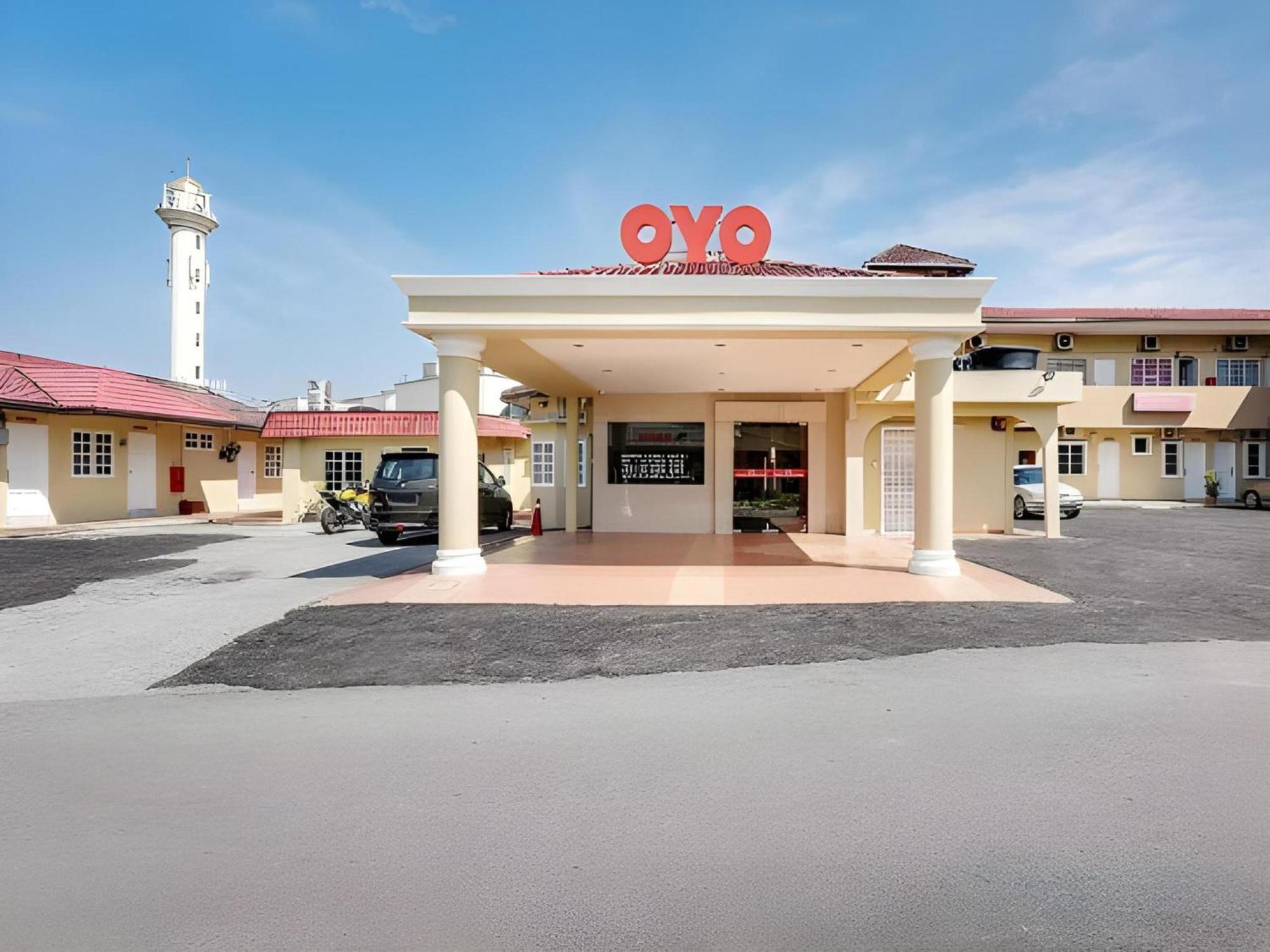 Oyo 44094 Bangi Lanai Hotel Exteriör bild